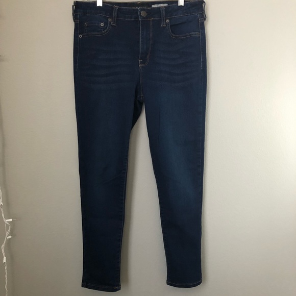 High Rise Jeans - Picture 4 of 6